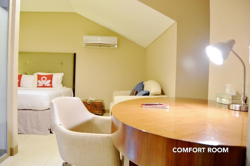 W Home Cikatomas Jakarta Exteriör bild